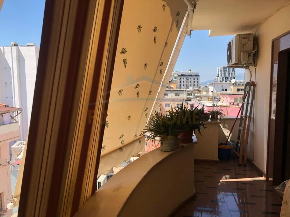 Tirane, jepet me qera apartament 2+1 Kati 6, 1.000 € 