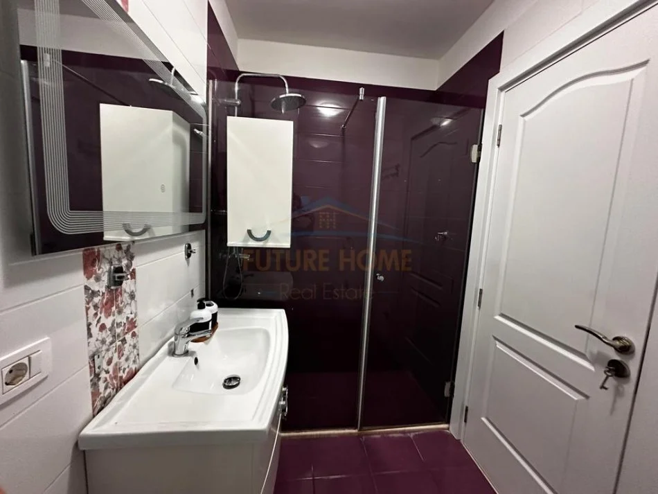 Tirane, jepet me qera apartament duplex 2+1+Ballkon Kati 1, 109 m² 700 € (Rezidenca Kodra e Diellit 2)