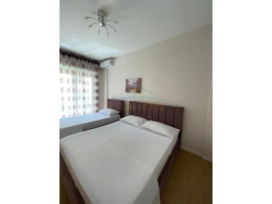 Tirane, jepet me qera apartament 1+1 Kati 2, 76 m² 600 € 
