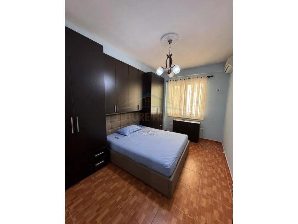 Tirane, jepet me qera apartament 2+1 Kati 2, 115 m² 420 € (FRESK)   UNA56072