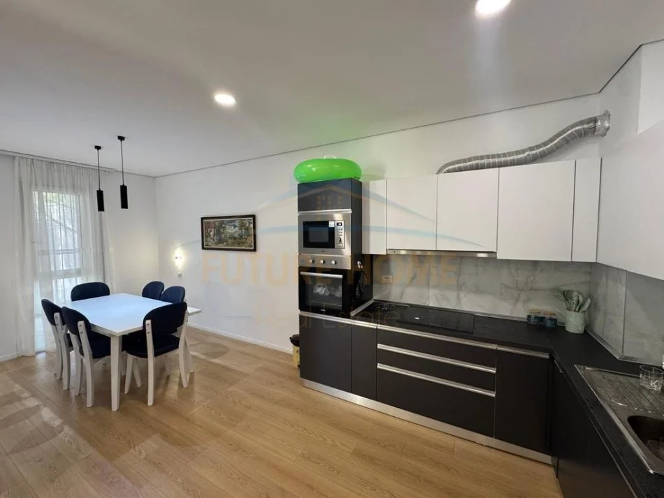 OKAZION Gjiri Lalezit | Hamallaj, shitet apartament 2+1 Kati 2, 100 m² 280.000 € (SAM PIETRO GJIRI I LALEZIT)