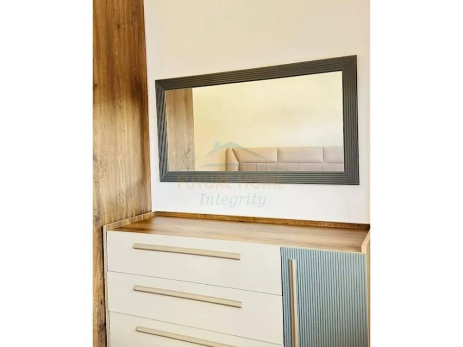 Tirane, jepet me qera apartament 1+1 Kati 1, 50 m² 600 € 