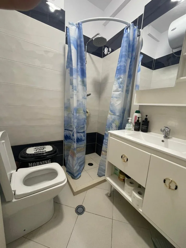 Gjiri Lalezit | Hamallaj, shitet apartament 1+1+Ballkon Kati 3, 53 m² 120.000 € (Gjiri Lalzit)