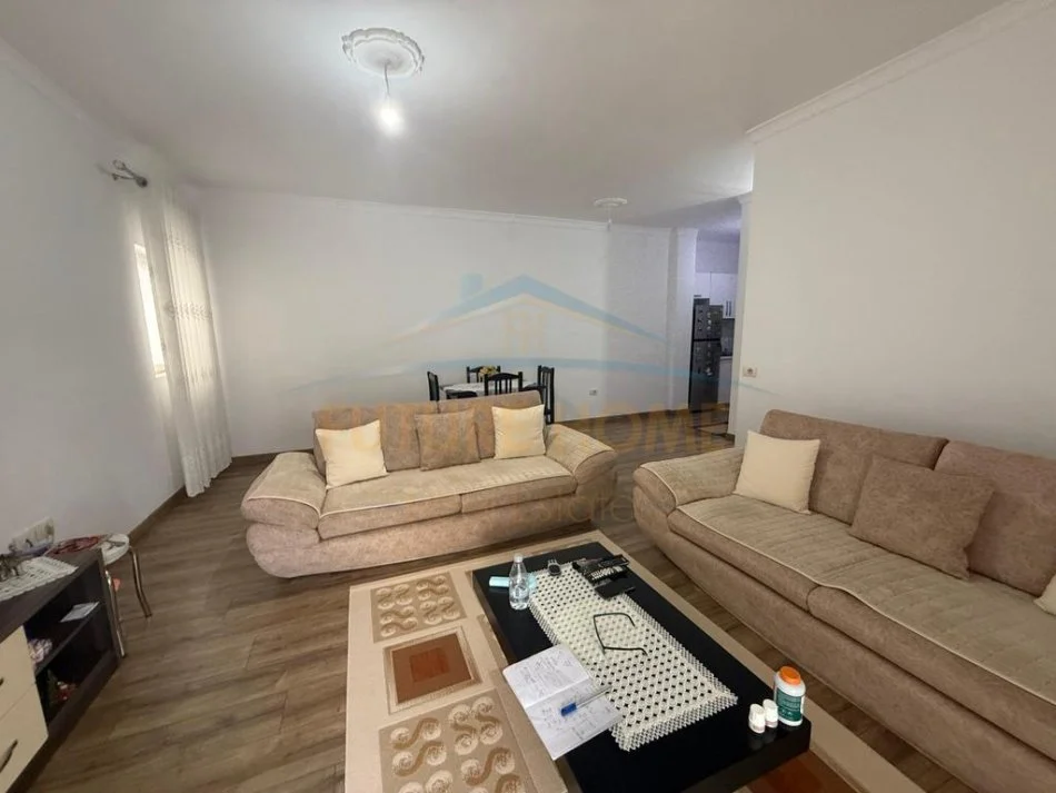 Tirane, shitet apartament Kati 7, 105 m² 135.000 € (FRESK)