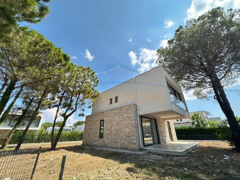 Gjiri Lalezit | Hamallaj, shitet Vile , 220 m² 1.200.000 € (San Pietro Residence)