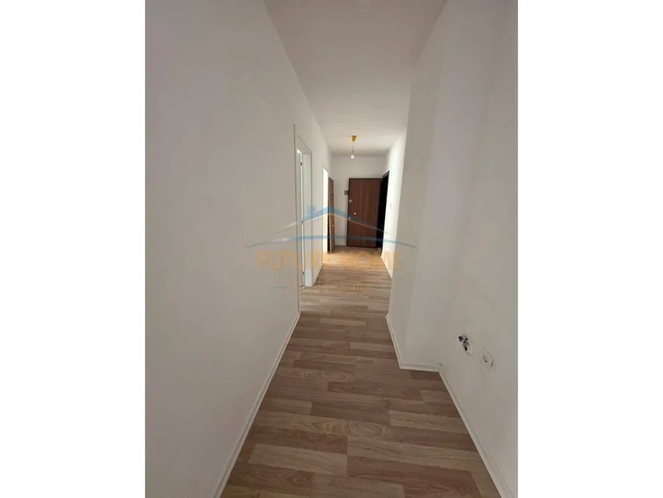 shitet apartament Kati 1, 84 m² 140.000 € (SHKOZE)