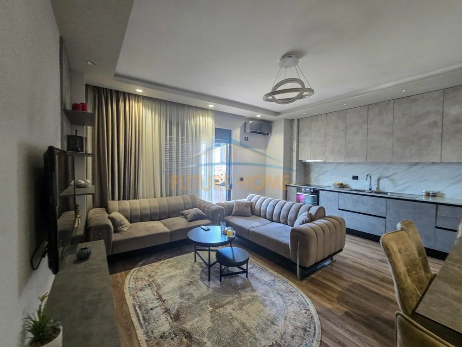 Tirane, shitet apartament 2+1+Ballkon Kati 7, 95 m² 170.000 € 