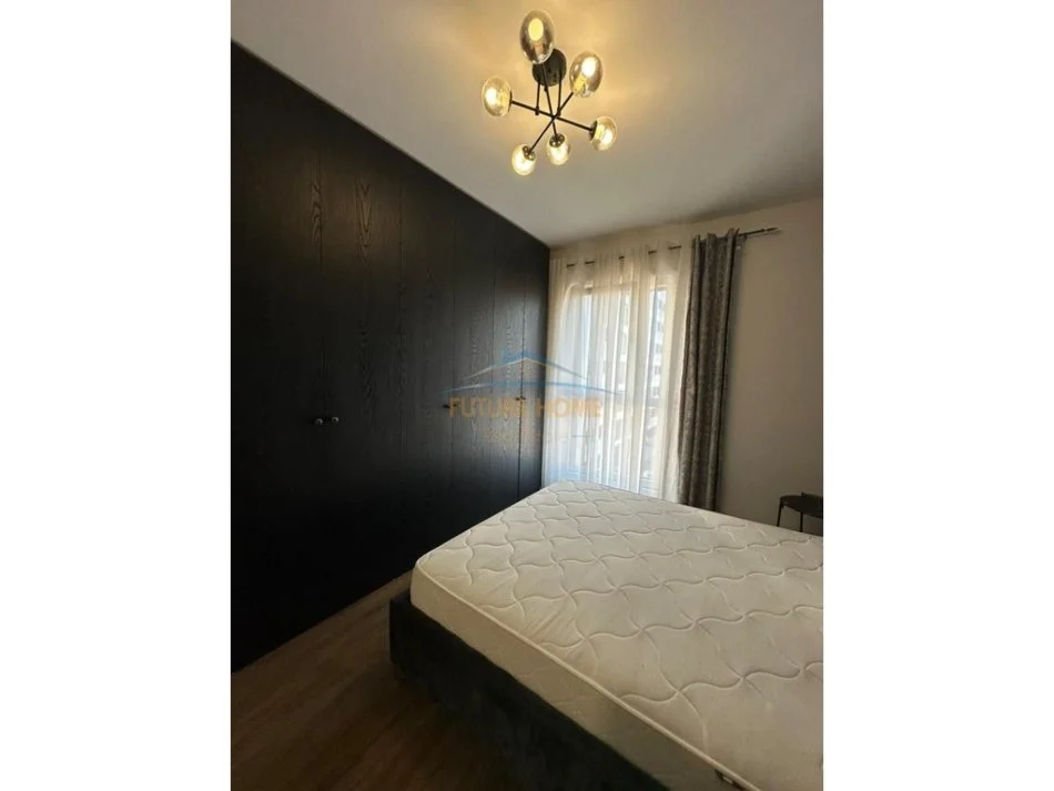 Tirane, jepet me qera apartament 2+1 Kati 3, 110 m² 800 € 