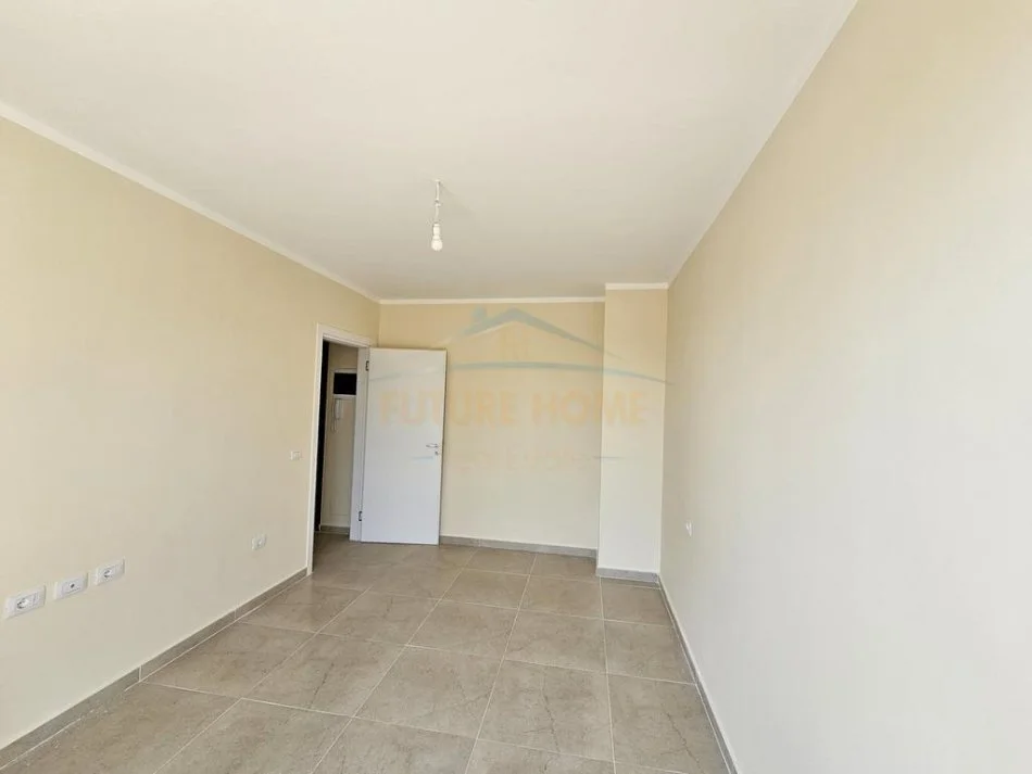 Tirane, jepet me qera apartament 2+1 Kati 2, 88 m² 430 € 