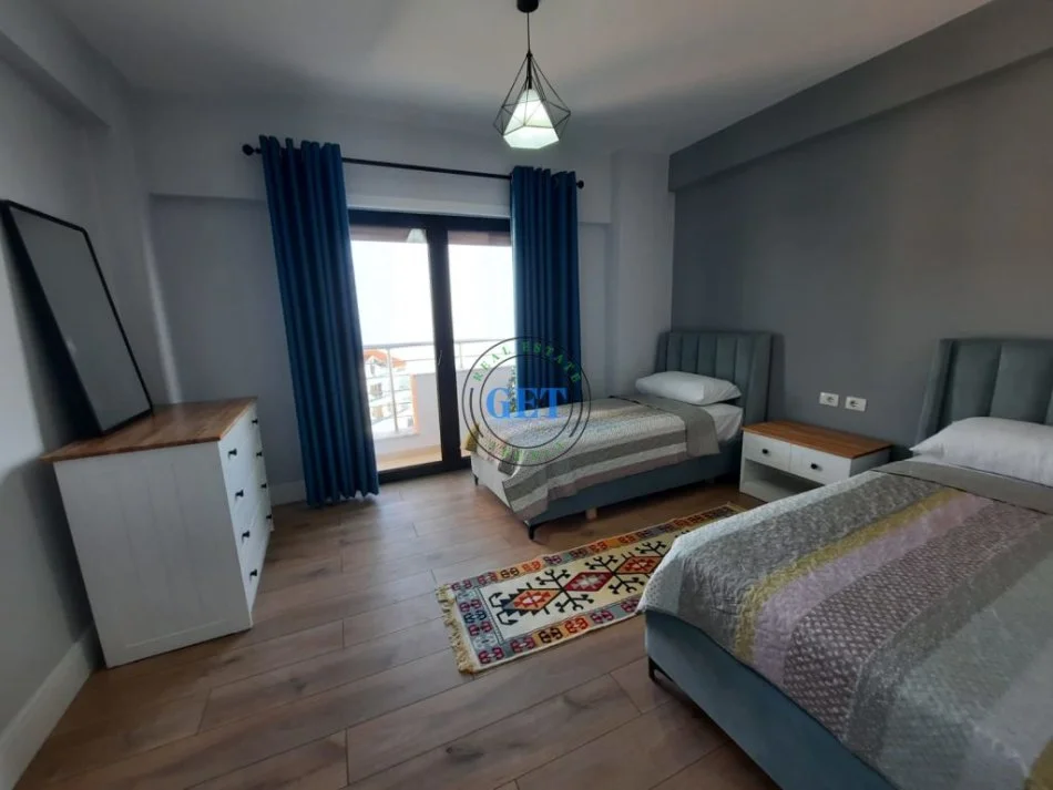 Durres, jepet me qera apartament 2+1 , 90 m² 1.050 € (Vollga, Durres)