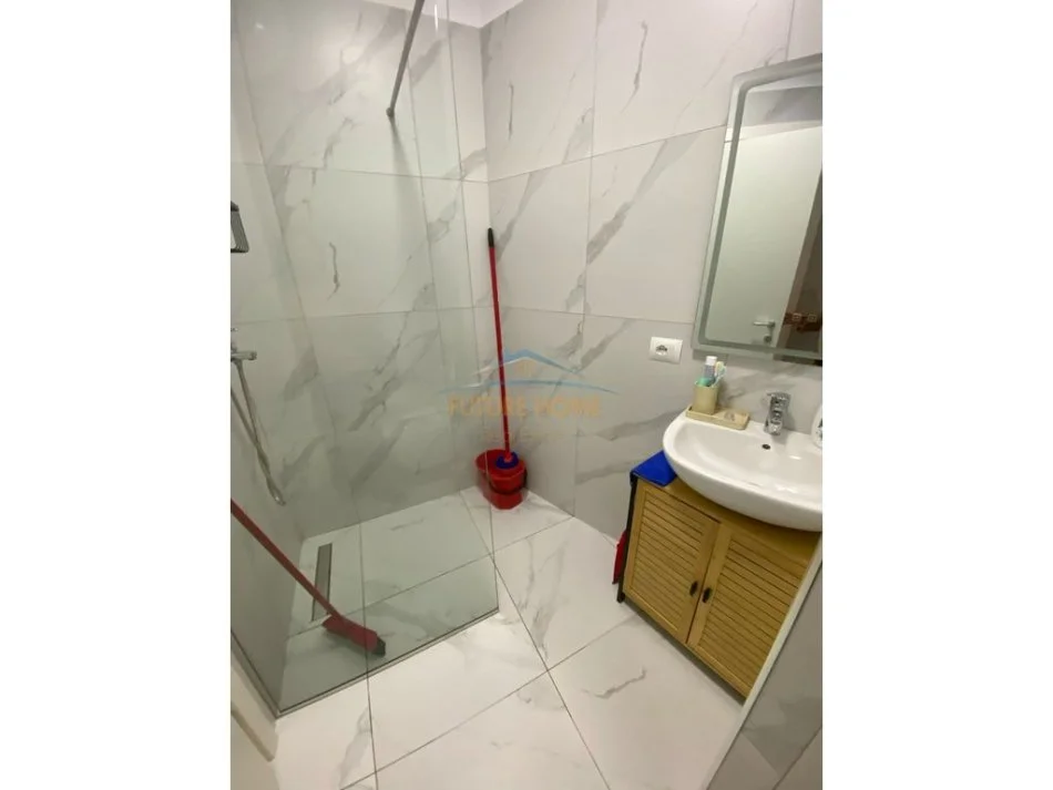 Tirane, jepet me qera apartament 1+1 Kati 6, 68 m² 600 € 