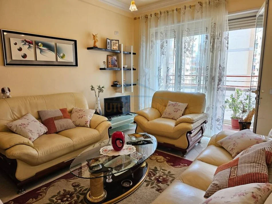 Tirane, shitet apartament 3+1+Ballkon Kati 5, 127 m² 235.000 € (Don Bosko)