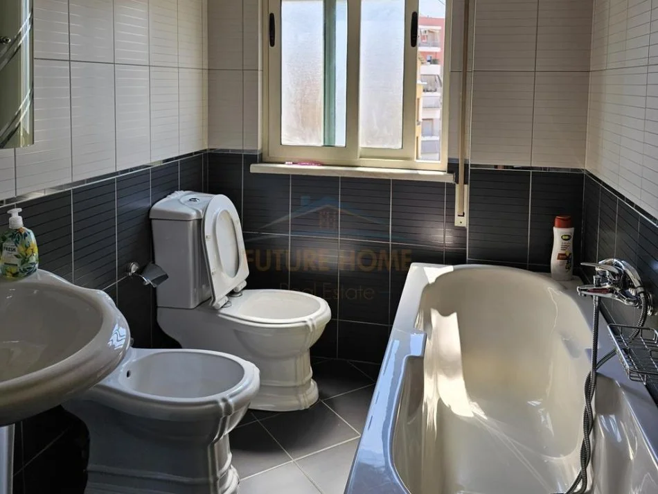 Tirane, shitet apartament Kati 5, 127 m² 235.000 € (DON BOSKO)