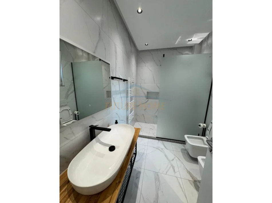 Shqiperi, jepet me qera Vile 2 Katshe , 107 m² 900 € (Fresk)