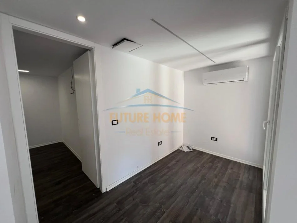 Tirane, shitet apartament 1+1 Kati 1, 90 m² 130.000 € (KOMPLEKSI GOLDEN PARK 3)