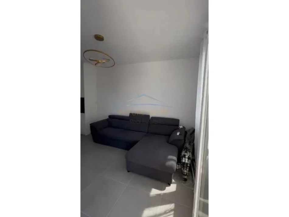 Durres, shitet apartament 1+1+Ballkon Kati 3, 56 m² 85.000 € (Golem, Durres)