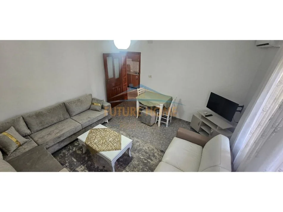 Tirane, jepet me qera apartament 1+1 Kati 1, 60 m² 500 € 