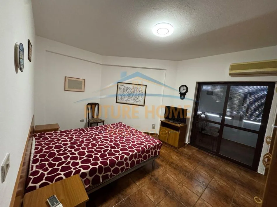 Tirane, jepet me qera apartament 2+1 Kati 5, 800 € 