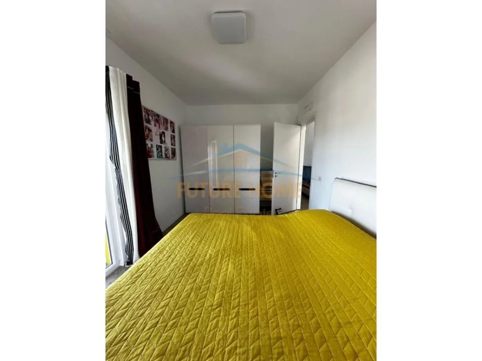 Tirane, jepet me qera apartament 2+1 Kati 7, 87 m² 450 € 