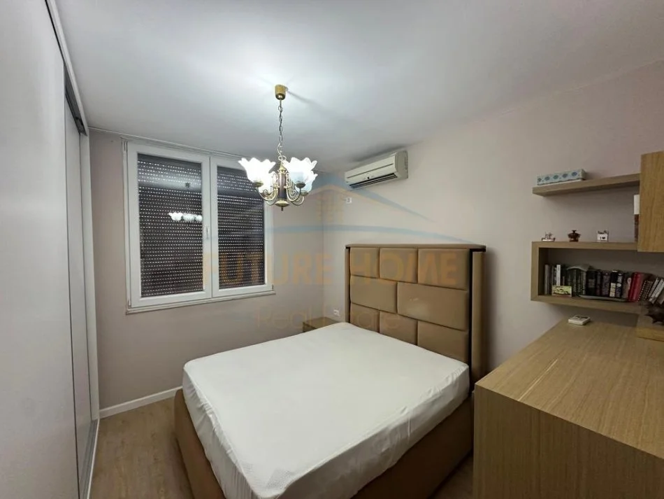 Tirane, jepet me qera apartament 2+1 Kati 4, 700 € 