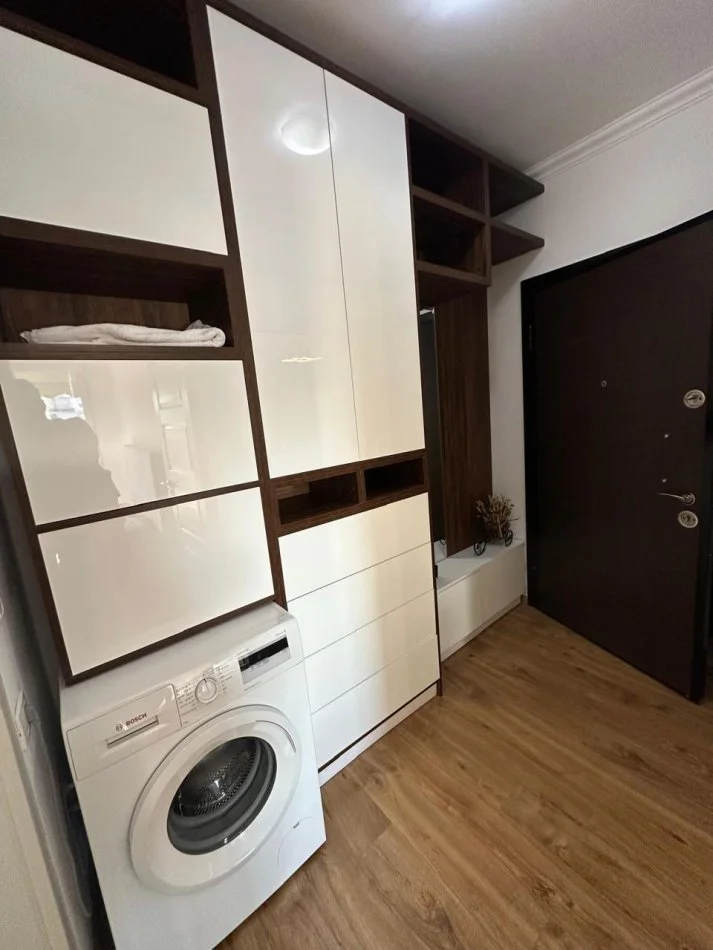 Tirane, shitet apartament 1+1 , 58 m² 115.000 € 