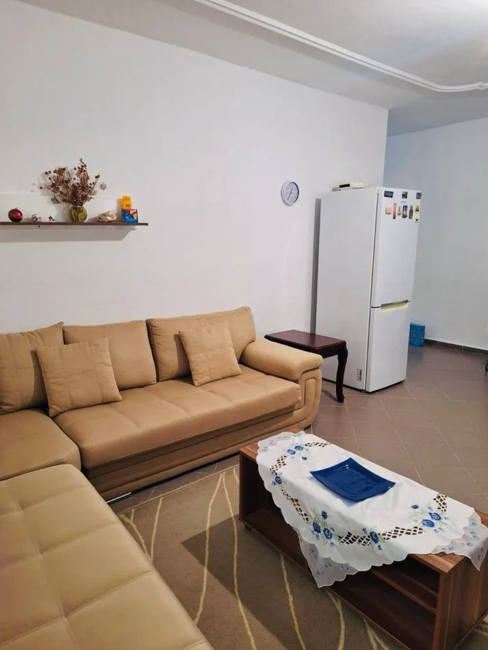 Durres, shitet apartament 1+1 Kati 2, 64 m² (Rruga Skenderbeu)