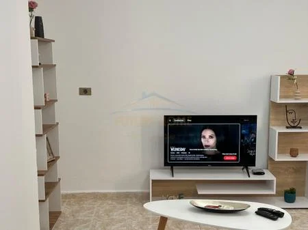 Tirane, jepet me qera apartament 1+1 Kati 6, 65 m² 550 € 