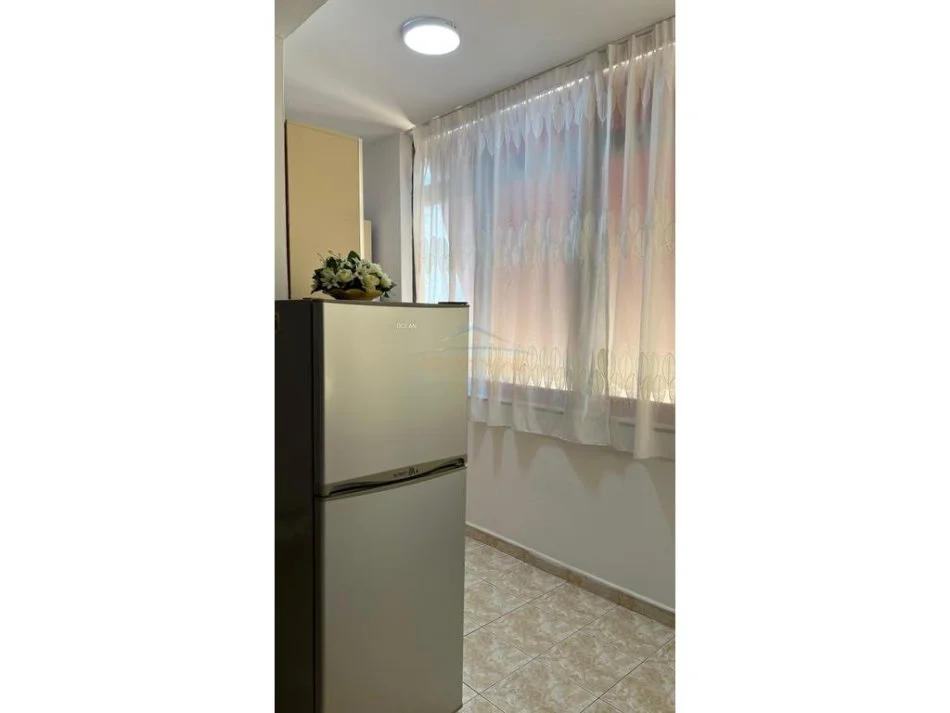 Tirane, jepet me qera apartament 1+1 Kati 6, 65 m² 550 € 