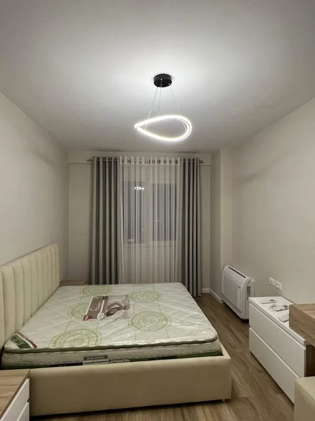Tirane, jepet me qera apartament 2+1+BLK Kati 4, 91 m² 550 Euro (Rruga Teodor Keko)