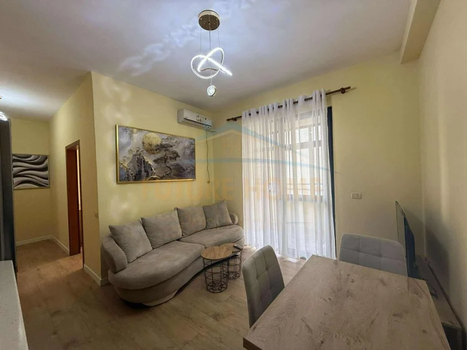 Tirane, shitet apartament 1+1+Ballkon Kati 4, 61 m² 89.000 € (NELA 6)   UNA56543