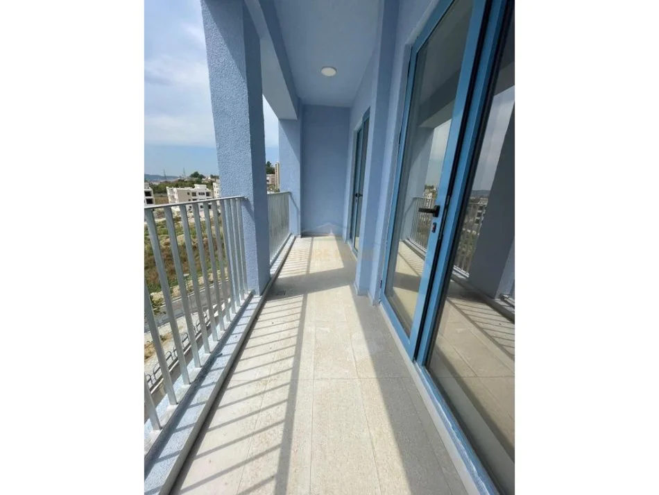 Tirane, shitet apartament 1+1 Kati 3, 59 m² 92.000 € (fresk)