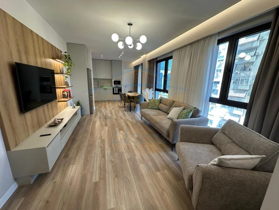 Tirane, jepet me qera apartament 2+1 Kati 5, 105 m² 1.200 € 