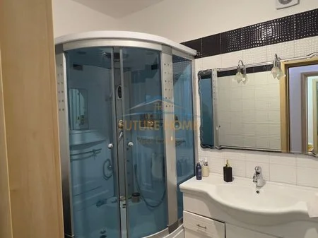 Qera, Apartament 2+1, Bulevardi Zogu I, Tirane. AREA56661