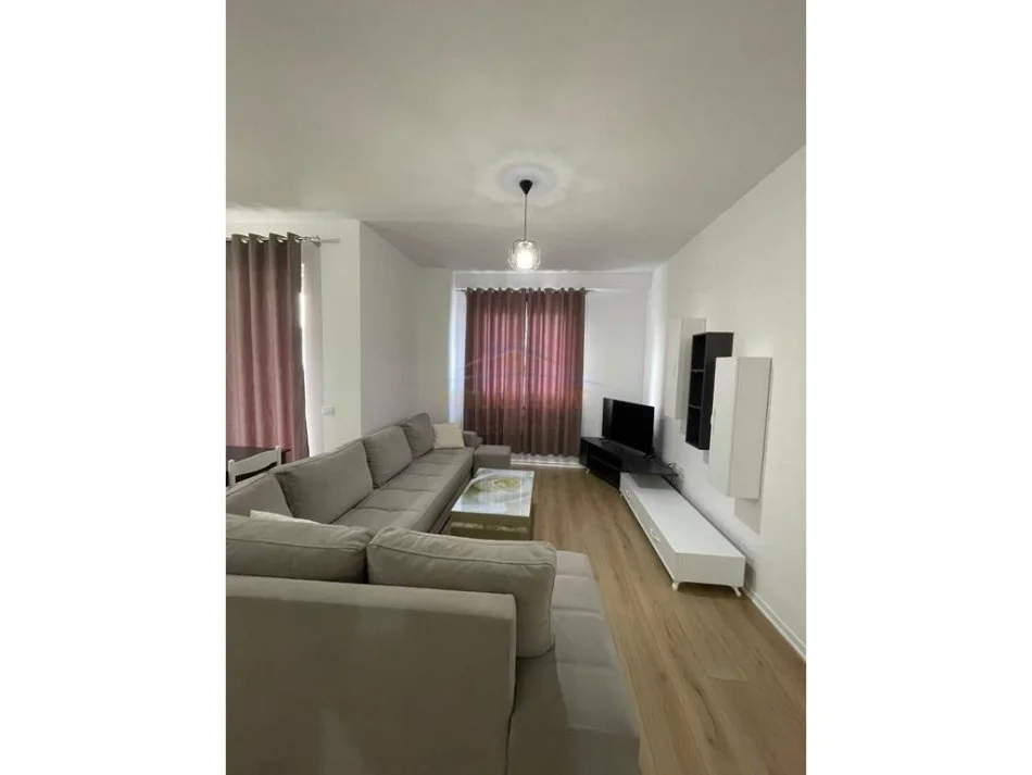 Tirane, shes apartament 2+1+Ballkon Kati 5, 125 m² 180.000 € 