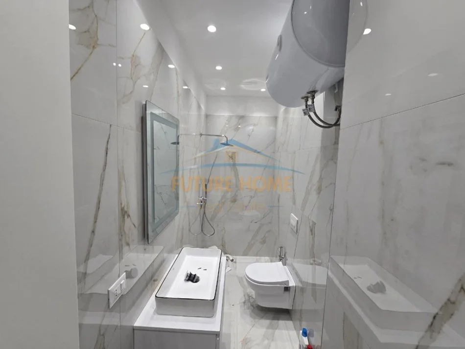 Tirane, jepet me qera apartament 2+1 Kati 1, 107 m² 900 € (KODRA E DIELLIT 1)