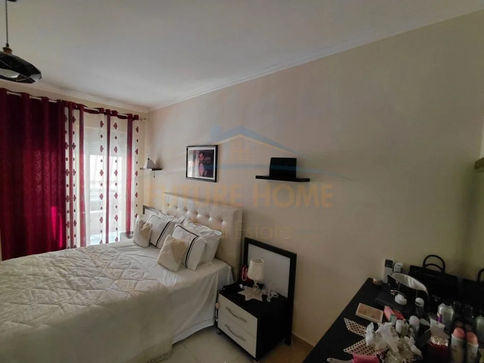 Durres, jepet me qera apartament 2+1+Aneks+Ballkon Kati 1, 140 m² 700 € 