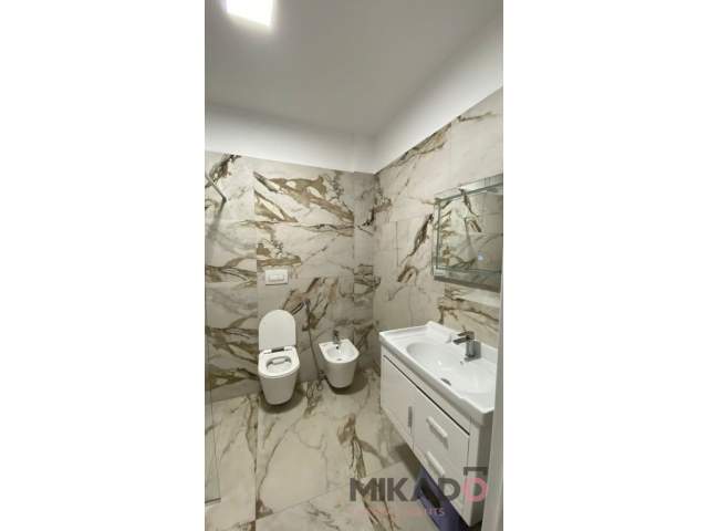 jepet me qera 650 Euro