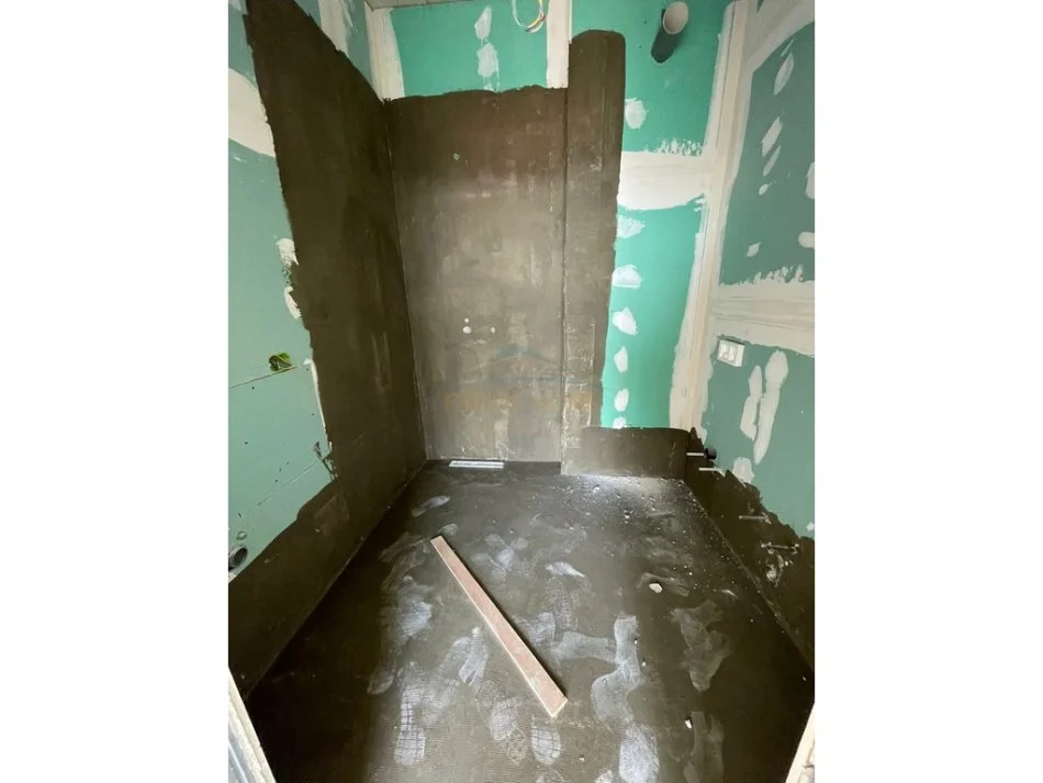 Tirane, shitet apartament 2+1+Aneks+Ballkon Kati 7, 106 m² 252.480 € (bulevardi i ri)