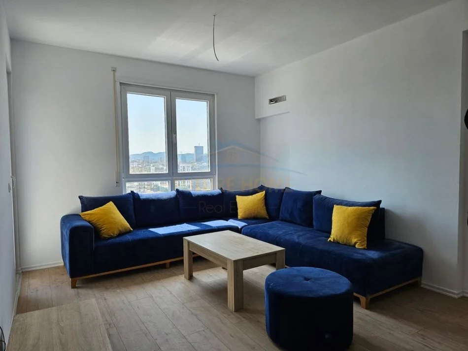 Tirane, shitet apartament 1+1+Aneks+Ballkon Kati 10, 66 m² 115.000 € (RRUGA 5 MAJ)