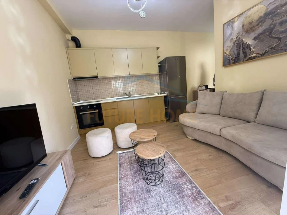 Tirane, shitet apartament 1+1 Kati 4, 61 m² 89.000 € (NELA 6)