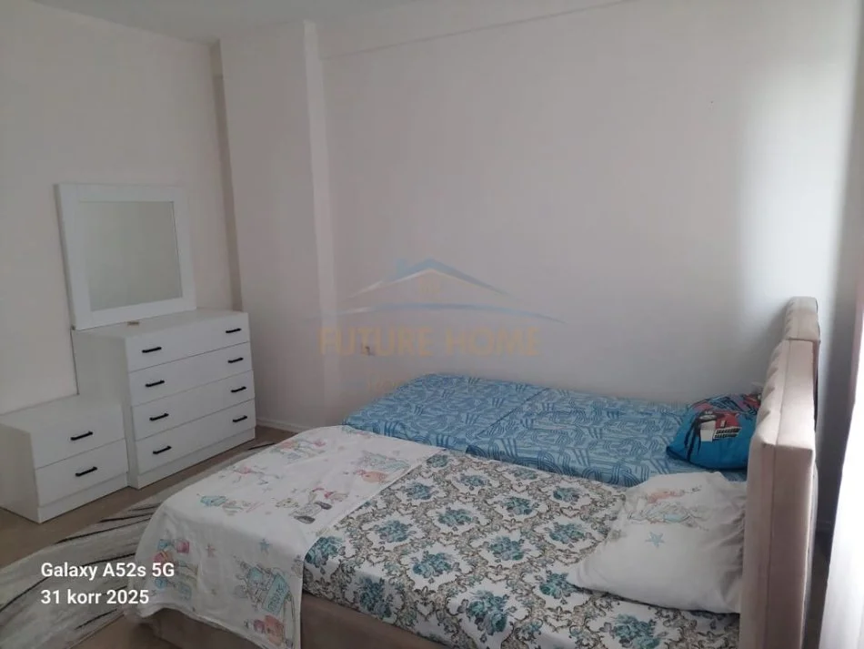 Tirane, jepet me qera apartament 2+1 Kati 2, 90 m² 500 € 