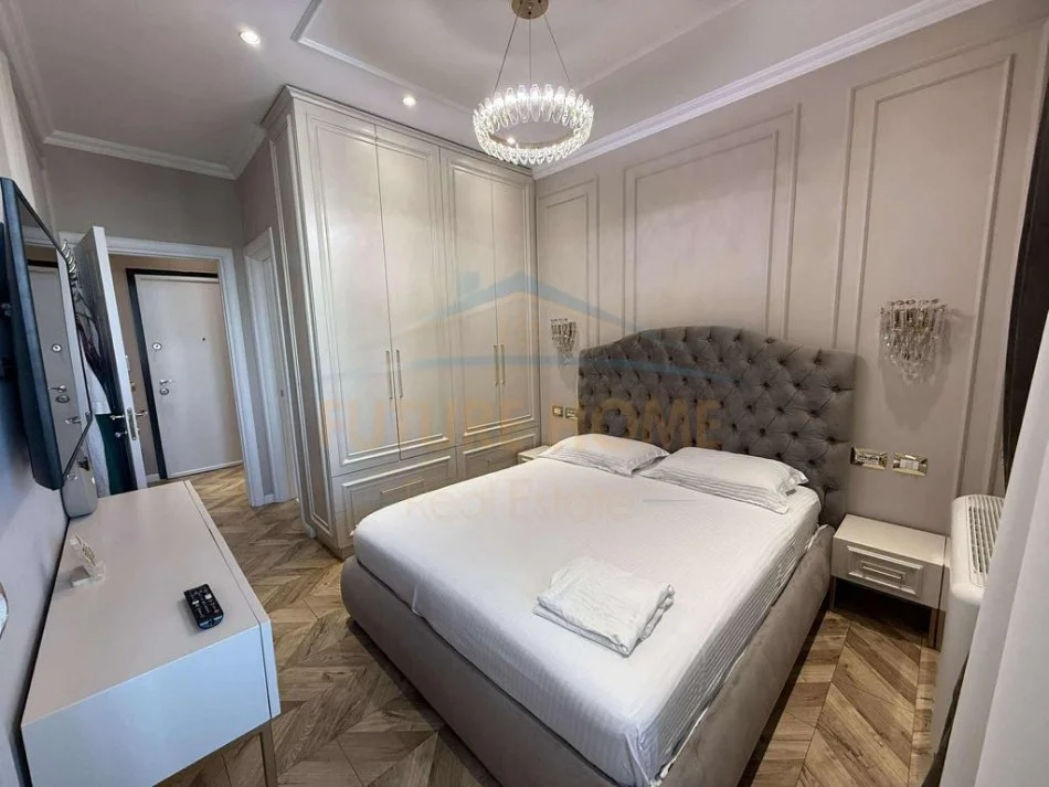 Tirane, shitet apartament 2+1+2+Ballkon Kati 9, 103 m² 315.000 € (Rruga e Kavajes, Square 21)