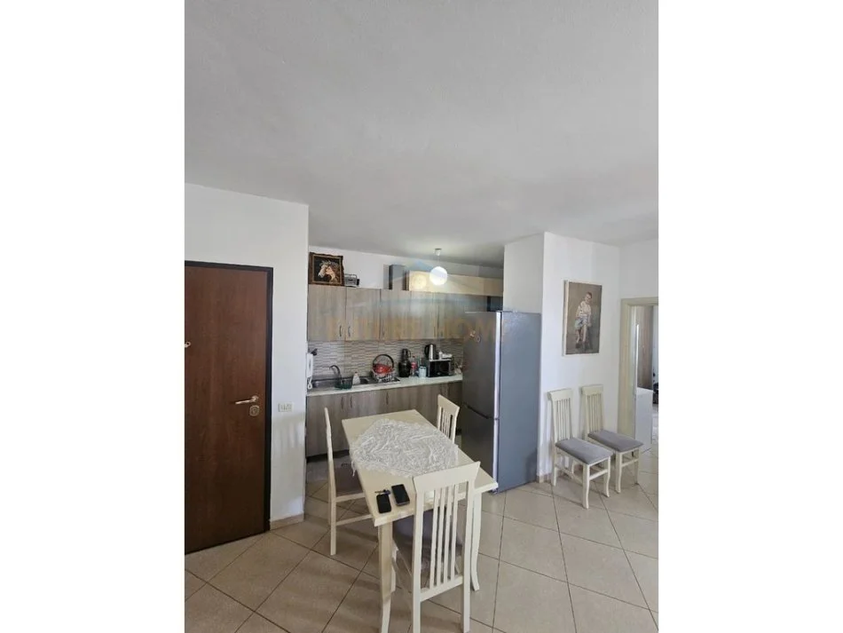 Durres, jepet me qera apartament 1+1 Kati 6, 69 m² 400 € (Vila Koral Plazh , Durrës)