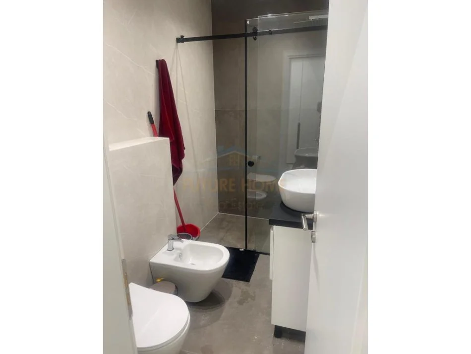 Tirane, jepet me qera apartament 2+1 Kati 7, 100 m² 550 € 