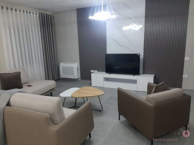jepet me qera 137 m² 800 Euro