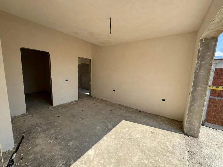 Tirane, shitet Vile 4+1 , 218 m² 520.000 € (Mullet)