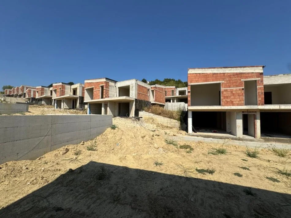 Tirane, shitet Vile 4+1 , 218 m² 520.000 € (Mullet)