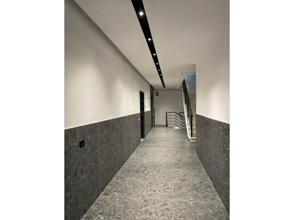 Tirane, shitet apartament 1+1+Aneks+Ballkon Kati 1, 67 m² 137.000 € (teodor keko)