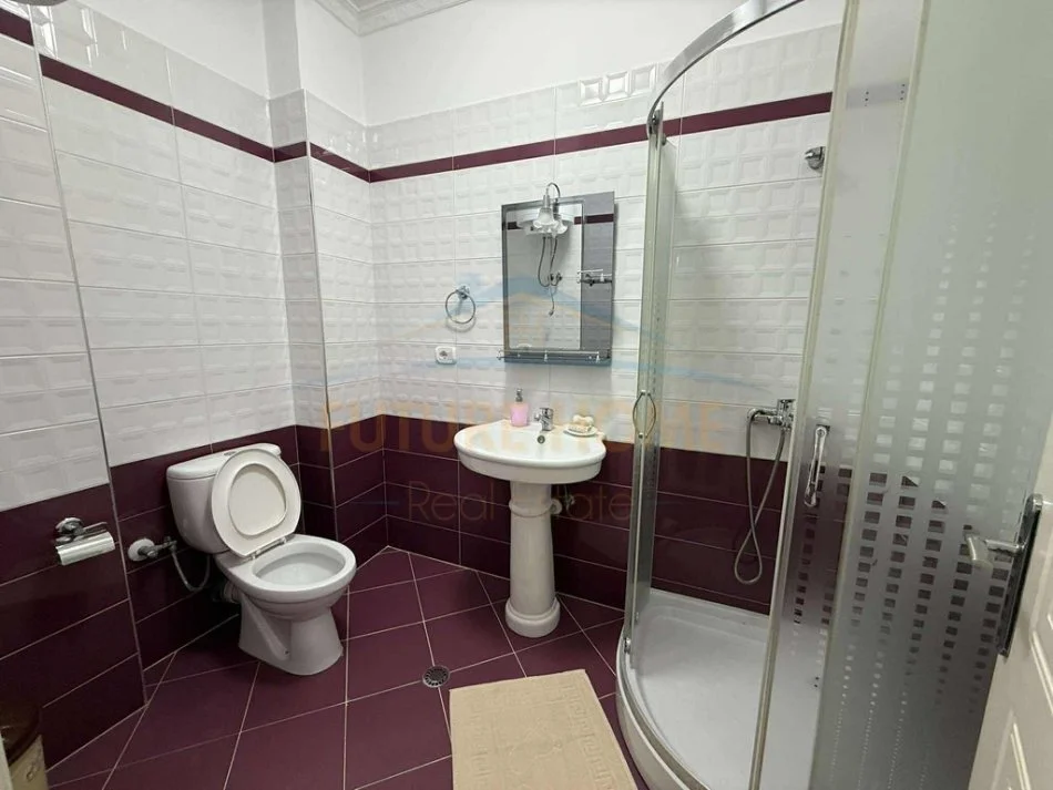 Tirane, jepet me qera apartament 2+1+Ballkon Kati 3, 110 m² 450 € (Prane Ardenos)