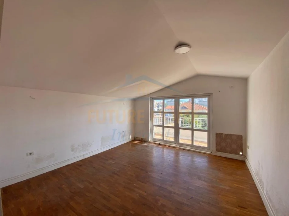 Tirane, jepet me qera apartament 3 Katshe Kati 0, 427 m² 1.500 € (Allias, Tiranë)